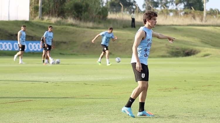 Facundo Pellistri: entrenamiento en el Complejo Celeste